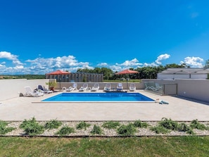 Piscine maison de vacances