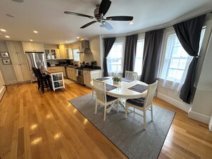 Kitchen & Dining Area