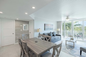 Open Floor Plan Living Room to Kitchen