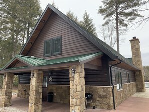 Entrance from the driveway