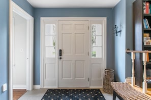 The Foyer at Colonial Cottage