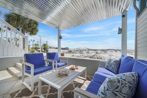 Family Tides - Beachfront Holiday Isle Pet-Friendly Townhome in Destin, FL - Bliss Beach Rentals