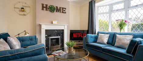 Lounge with smart HDTV includes Netflix and Freeview