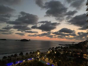 sunset from de balcony