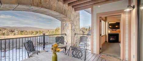 A unique feature of this home is the large covered private patio - featuring mountain views, dining table and comfortable seating. The patio can be ac