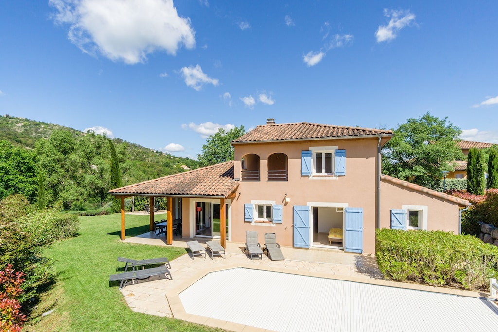 Picture of villa