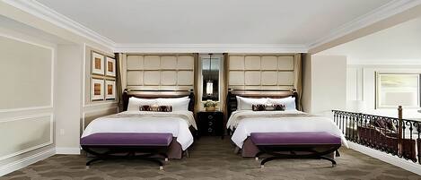 Unit with 2 Queen size beds