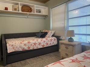 Upgraded Room 3 beds with Trundle 2 Twin Beds plus Separate Twin Bed with TV 