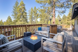 Fire Pit on Upper Deck
