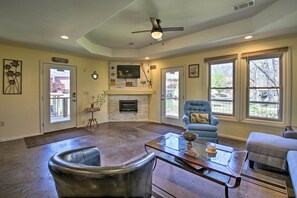 Living Room | Electric Fireplace