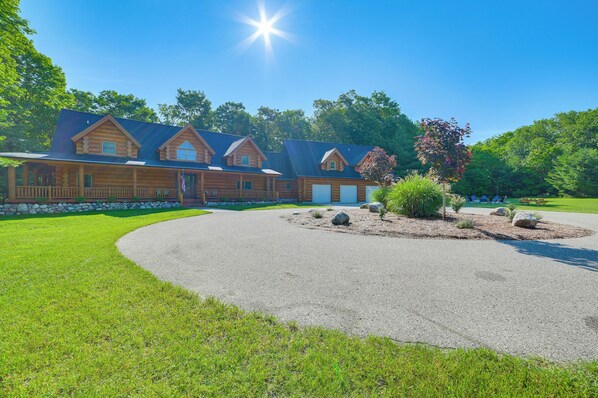 Boyne City Vacation Rental | 6BR | 6BA | 8,500 Sq Ft | Steps to Enter