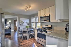 Kitchen | Fully Equipped w/ Cooking Basics