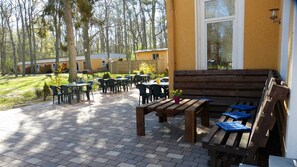 Terrasse  vor dem Haus