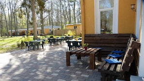Terrasse vor dem Haus
