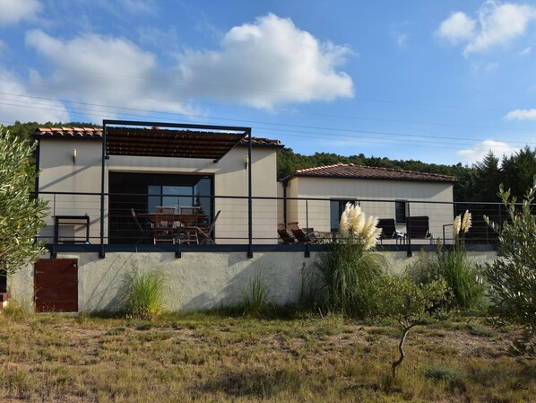 Extérieur maison de vacances [été]