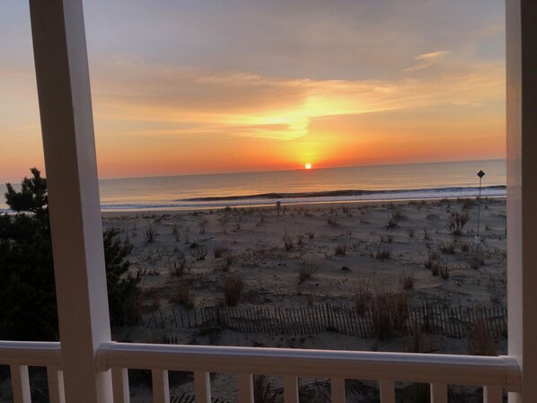 Beach/ocean view