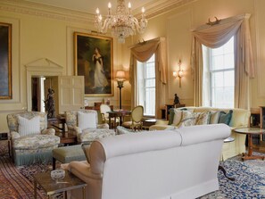 Drawing room  | Country House, Balcombe