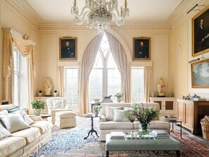 Drawing room | Country House, Balcombe