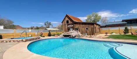 Your Kanab adventure awaits at Timber + Tin B! This 1BR/1BA haven offers relaxation by the pool, movie nights in a restored barn, and endless fun in a private resort community located in the heart of town.