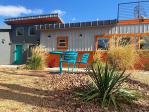 Step into a world of rustic elegance! This unique Kanab vacation rental awaits your exploration.