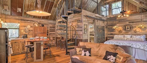 Wimberely Vacation Rental | 2-Story Studio Cabin w/ Loft | 1BA | 650 Sq Ft
