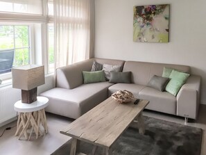 Couch, Möbel, Tabelle, Grün, Wohnzimmer, Holz, Interior Design, Fenster, Die Architektur