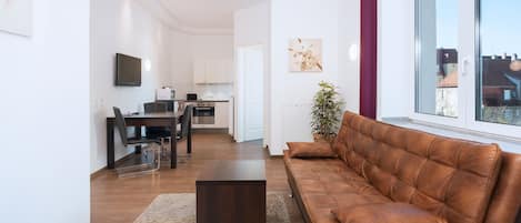 Standard Apartment / Deluxe Doppelbettzimmer mit Küchenzeile