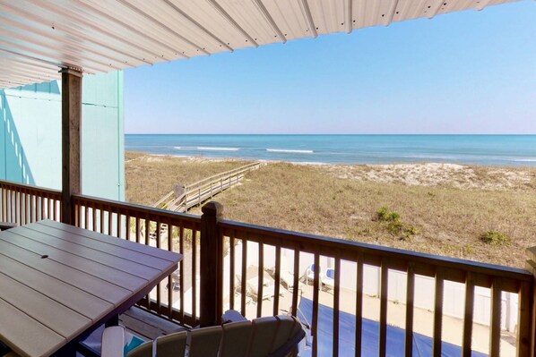 Beautiful ocean views from the large deck