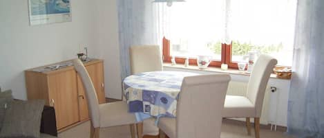 Wohnraum mit Sitzecke