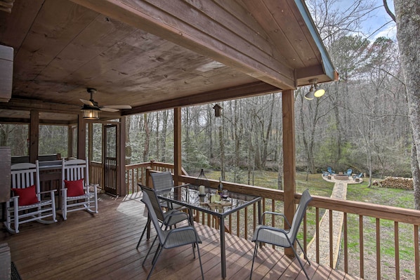 Wraparound Deck | Dining Area w/ Charcoal Grill