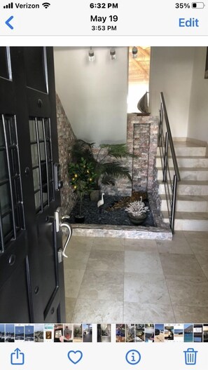 Entry waterfall feature