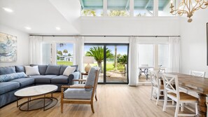 18-custom-22400-front-beach-rd-unit-16