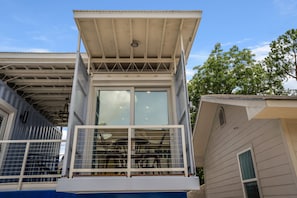 Unit 10 is the right 2nd floor pod.