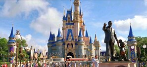 Our villa is approximately 25 minutes from Walt Disney World.