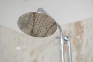Hand-held showerhead