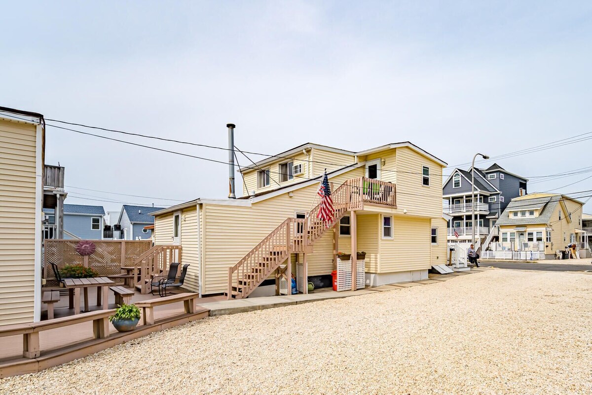 Cute Nemo’s hide out -Jersey Shore NORTH END OCEAN BLOCK -Wake up to ocean waves