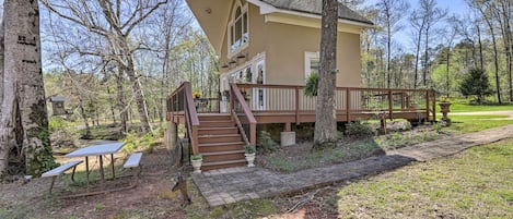 Thomaston Vacation Rental | Cabin | 1BR | 1BA | 720 Sq Ft | Stairs Required