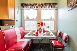 Retro dining room