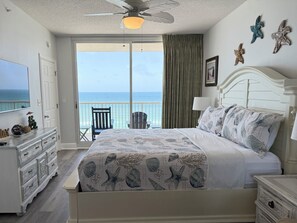 Wake up to this view!