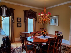 Dining room - can seat up to 12