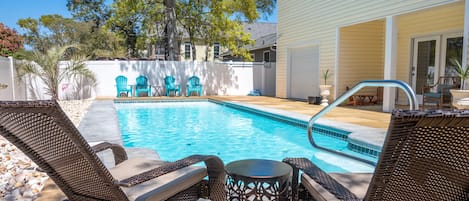 Pool/Backyard