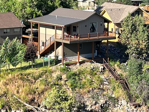 Apartment with walking access to the Yellowstone River