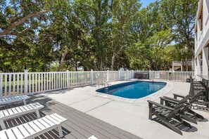 CC273: Blue Skies | Private Pool Area