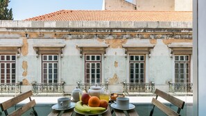 Enjoy a morning coffee or evening drinks, while taking in Lisbon's sun and breeze in the balcony #sunny #breeze #portugal #pt #lisbon
