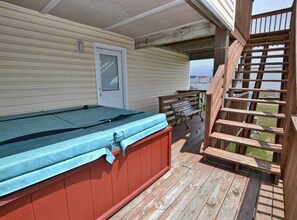 Deck with Hot Tub