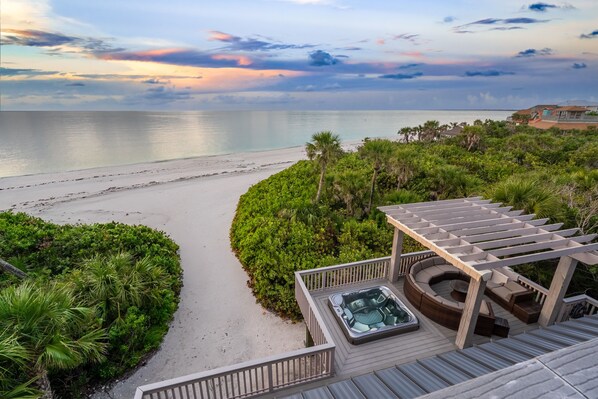 Beachfront Paradice
