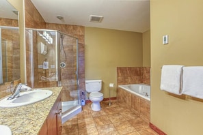 Large Ensuite Bathroom with double sinks and seperate bath tub