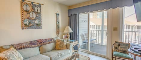 Myrtle Beach Vacation Rental | 3BR | 2.5BA | 1,300 Sq Ft | Step-Free Access