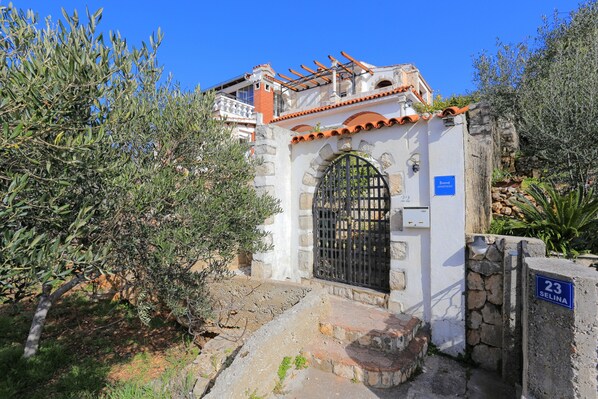 Exterior detail