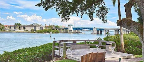 deck overlooking the Intracoastal Waterway